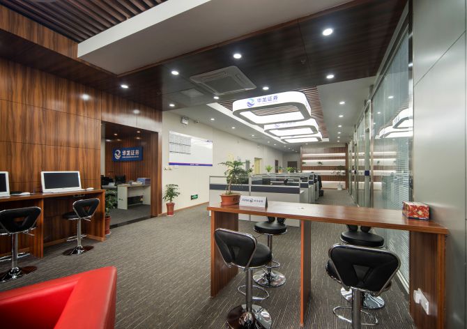 今泰裝飾辦公室裝修設(shè)計(jì) 8大旺財(cái)辦公室裝修風(fēng)水(圖1) 今泰裝飾辦公室裝修設(shè)計(jì) 8大旺財(cái)辦公室裝修風(fēng)水(圖1)