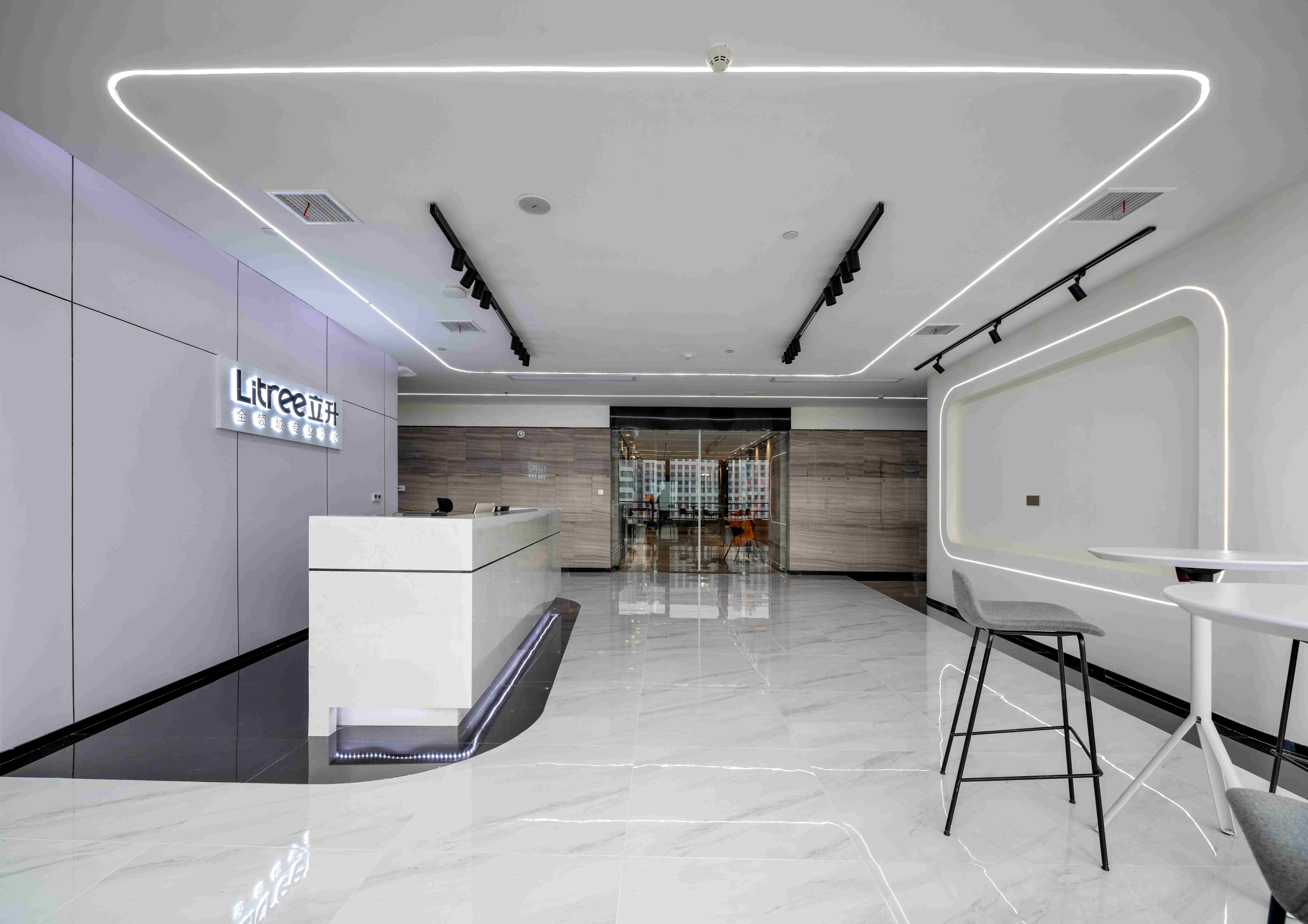 【萬(wàn)工項(xiàng)目】立升凈水(武漢)辦公室裝修項(xiàng)目完美交付并投入使用(圖4) 【萬(wàn)工項(xiàng)目】立升凈水(武漢)辦公室裝修項(xiàng)目完美交付并投入使用(圖4)