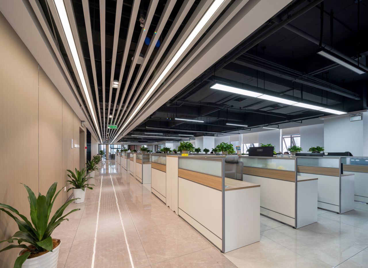 【完工案例】三相電力8000+㎡辦公室裝修項目圓滿交付并投入使用(圖25) 【完工案例】三相電力8000+㎡辦公室裝修項目圓滿交付并投入使用(圖25)
