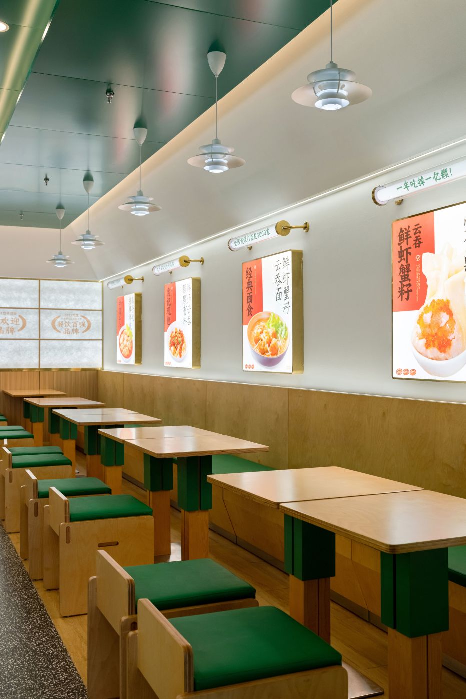 武漢天河機(jī)場T2航站第五標(biāo)段精裝修項(xiàng)目(圖24) 武漢天河機(jī)場T2航站第五標(biāo)段精裝修項(xiàng)目(圖24)